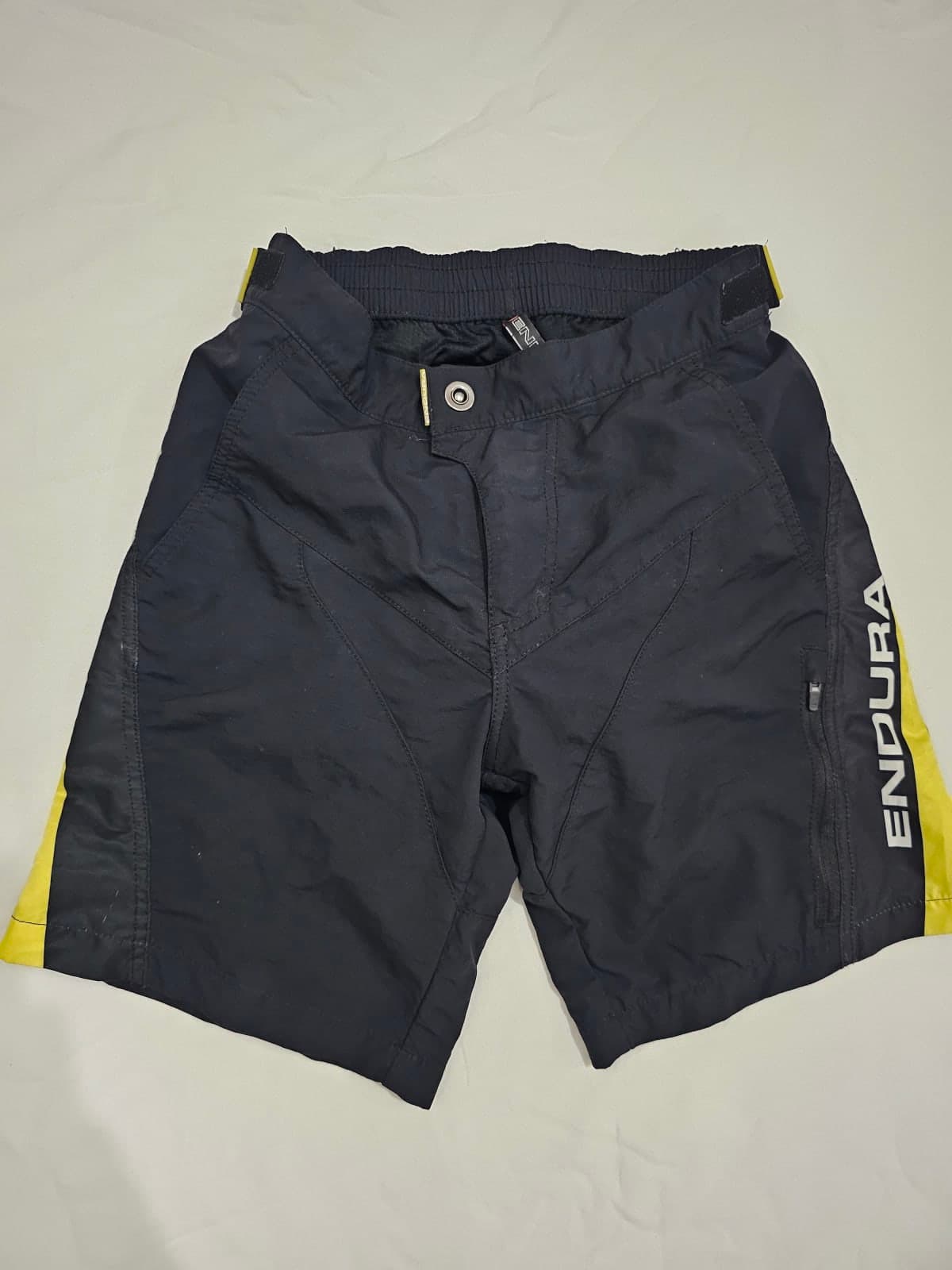 Endura Шорти - Велоекипировка Velokit.bg — 1